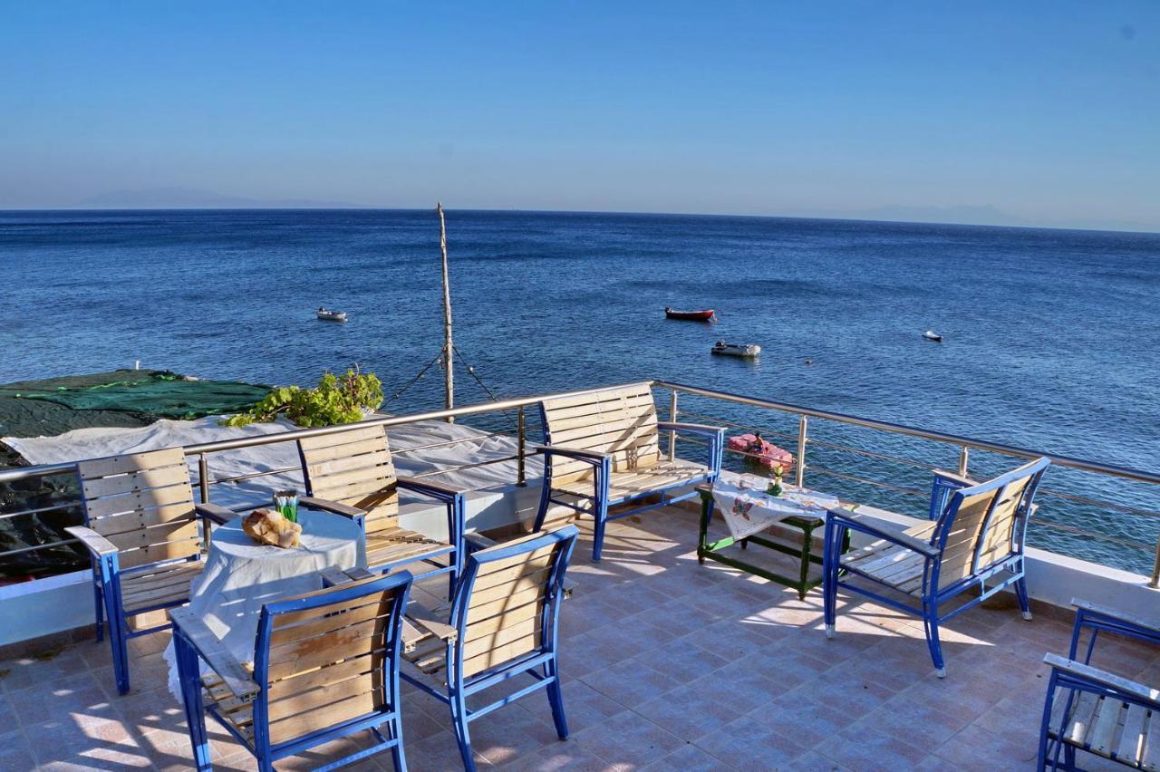 Rena'S Rooms Μελίντα Melinta Exterior foto